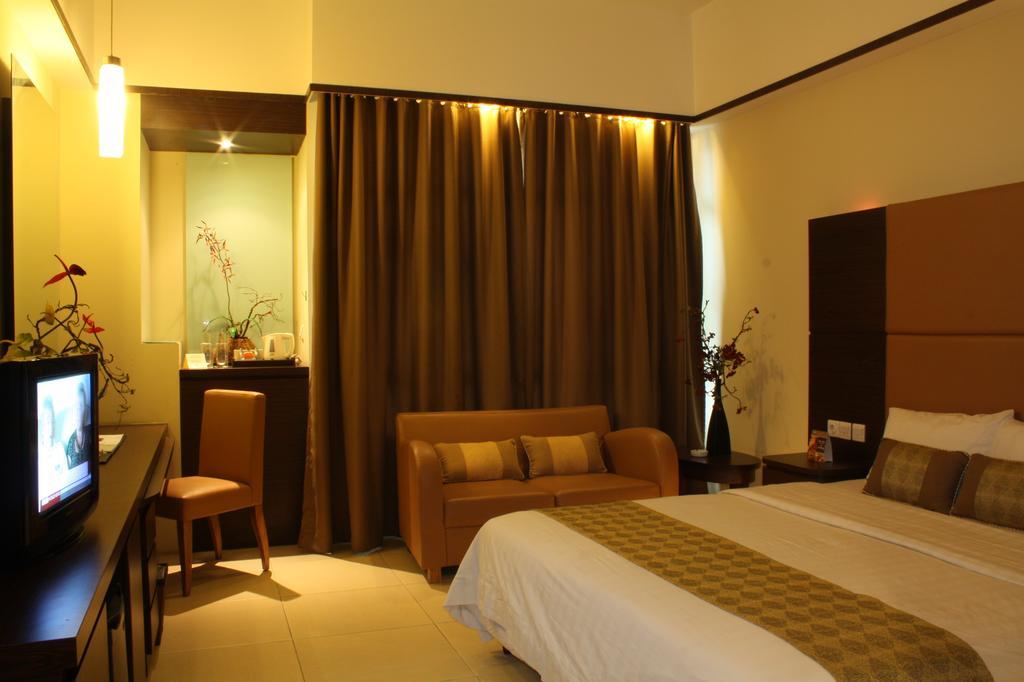 Grand Pasundan Convention Hotel Bandung Kültér fotó