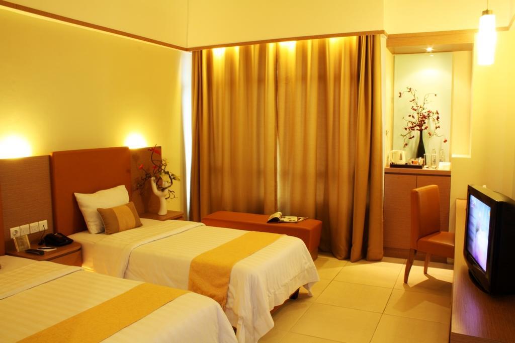 Grand Pasundan Convention Hotel Bandung Kültér fotó