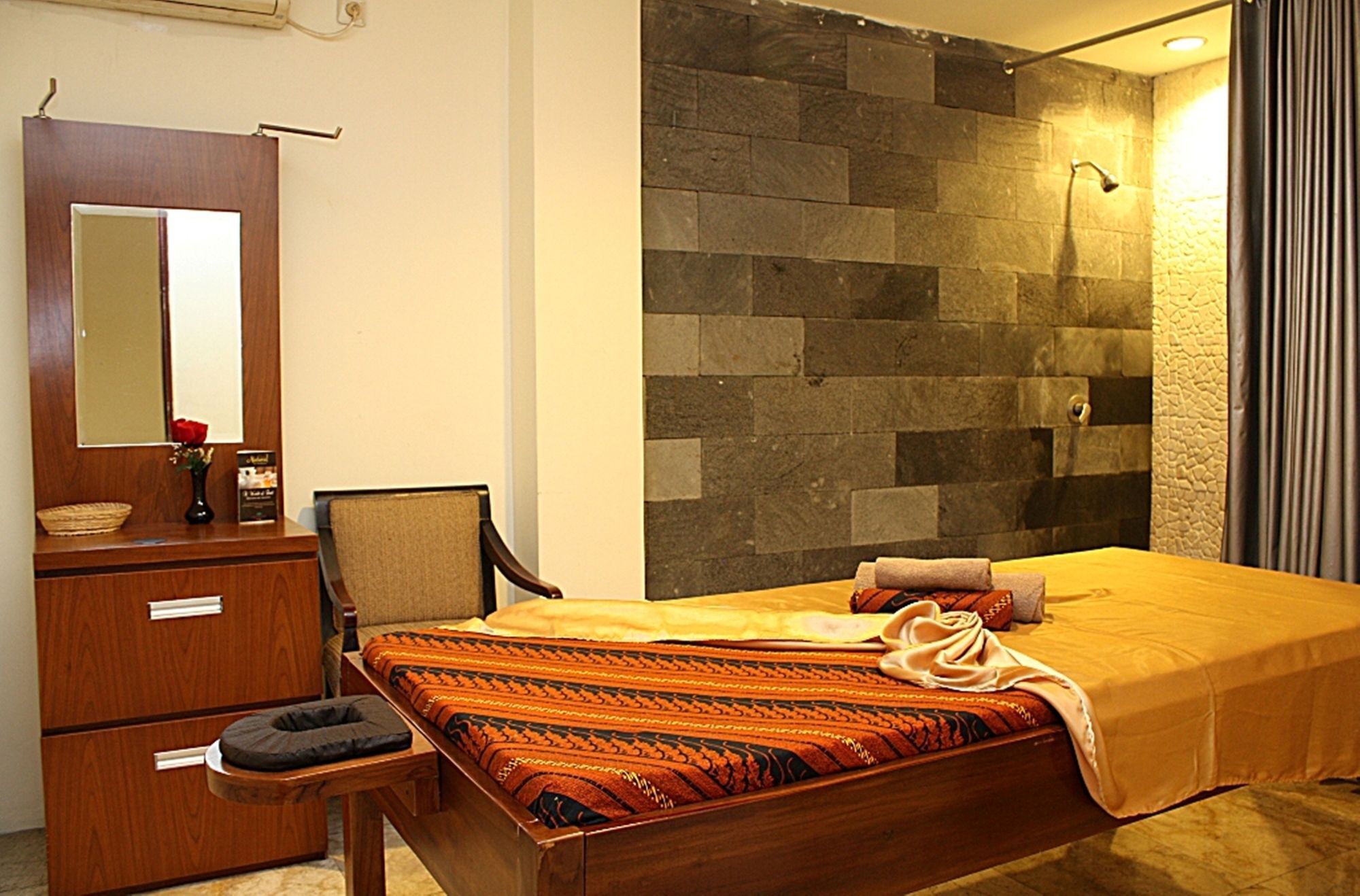 Grand Pasundan Convention Hotel Bandung Kültér fotó